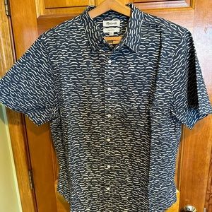 madewell perfect fit short sleeve shirt